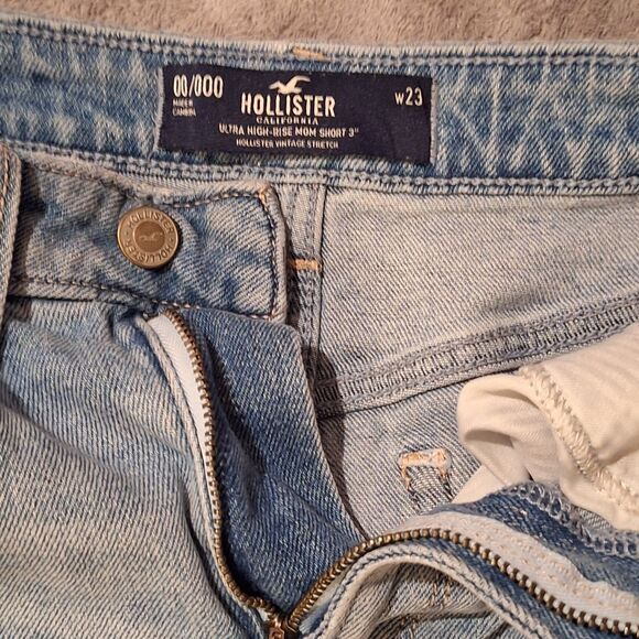 HOLLISTER Ultra High Rise Mom Short Women Size 0 Jean Cutoffs Distressed - Picture 3 of 7